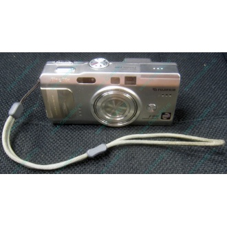 Фотоаппарат Fujifilm FinePix F810 (без зарядного устройства) - Волоколамск
